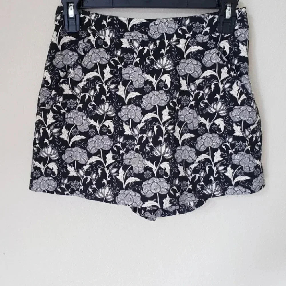 Zara Floral Print Skort
